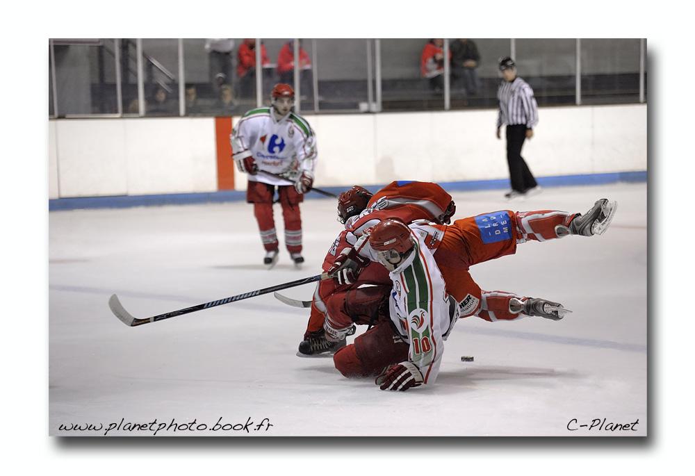 Valence 2 - 3 Courbevoie 