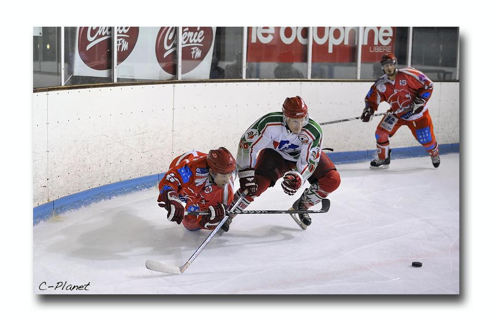 Valence 2 - 3 Courbevoie 