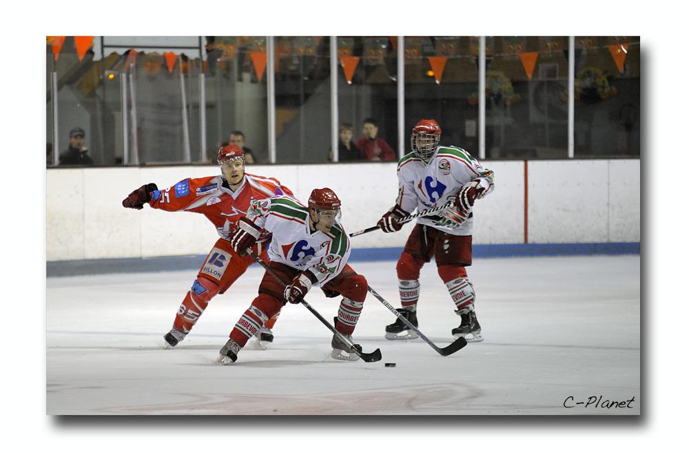 Valence 2 - 3 Courbevoie 
