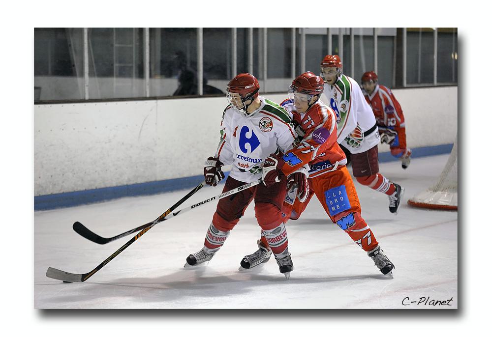 Valence 2 - 3 Courbevoie 