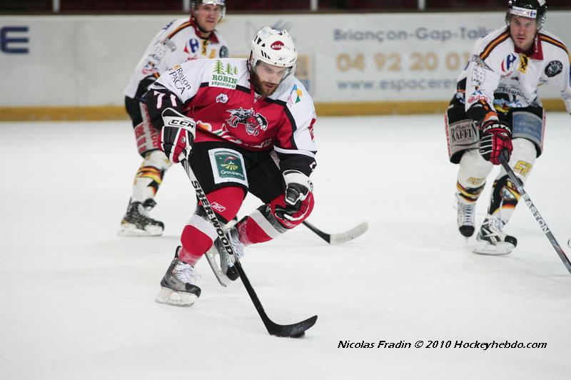Briançon  2 - 4 Morzine-Avoriaz