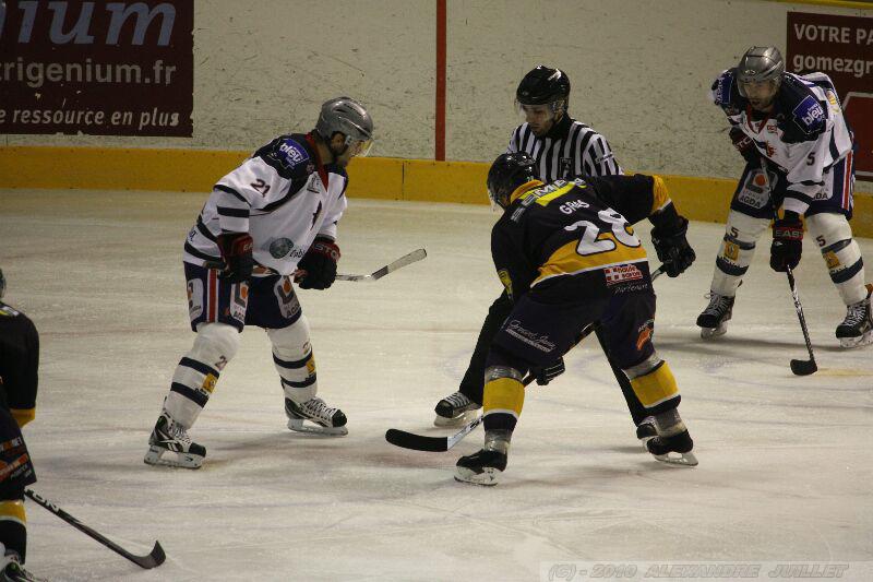 Chamonix  3 - 4 Grenoble 