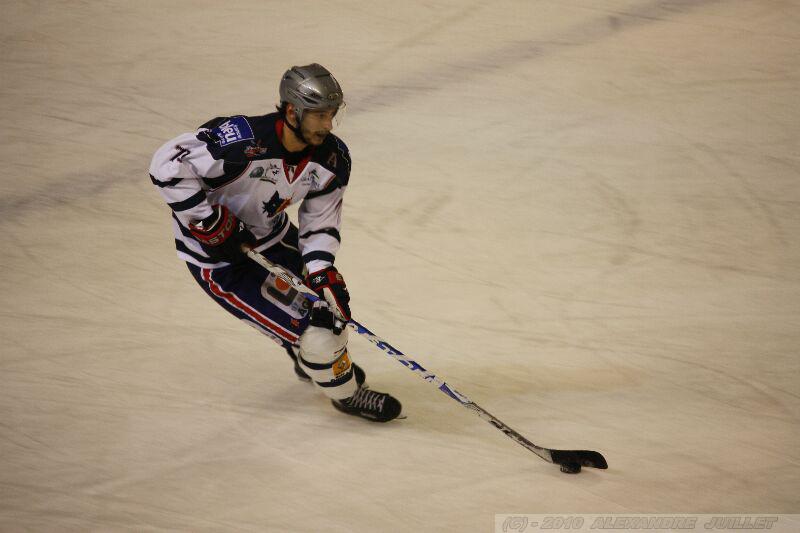 Chamonix  3 - 4 Grenoble 