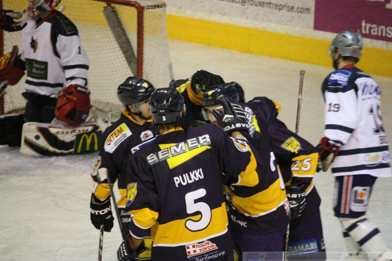 Chamonix  3 - 4 Grenoble 