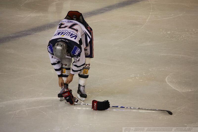 Chamonix  3 - 4 Grenoble 
