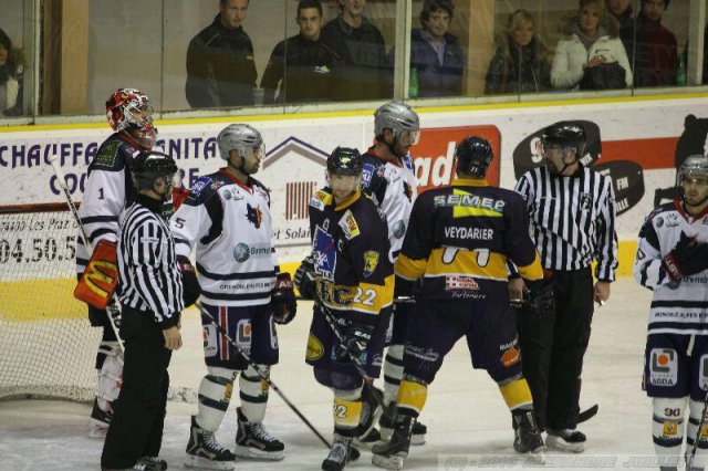 Photo hockey match Chamonix  - Grenoble  le 02/11/2010