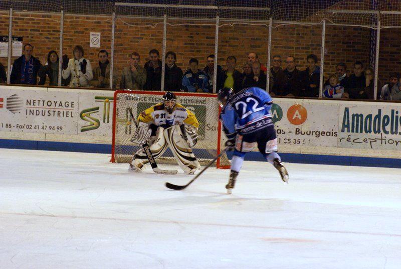 Angers  5 - 1 Strasbourg 