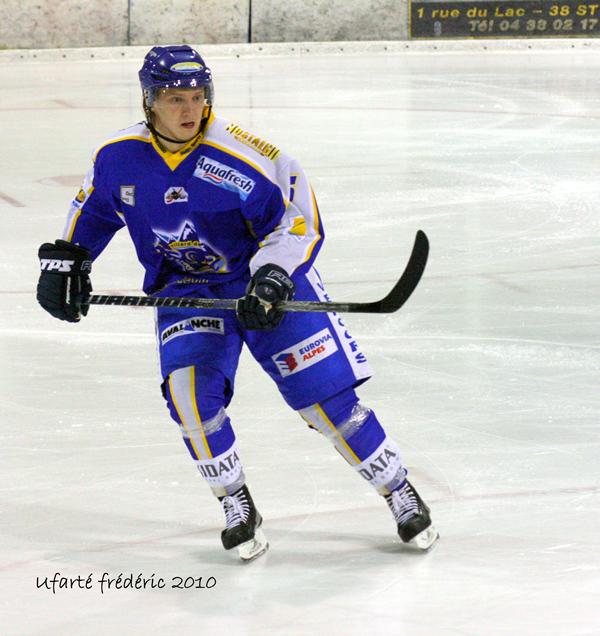 Villard-de-Lans 2 - 4 Mont-Blanc