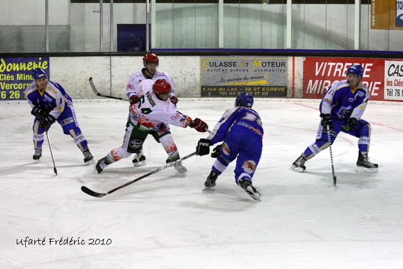 Villard-de-Lans 2 - 4 Mont-Blanc