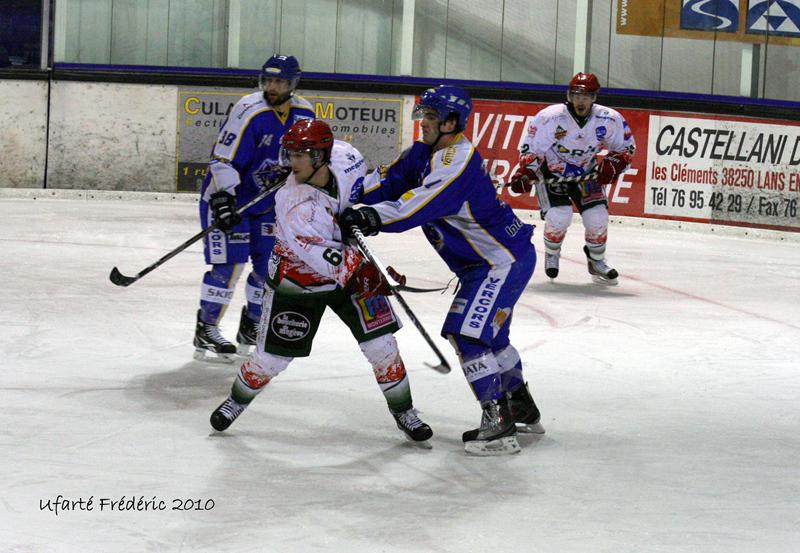 Villard-de-Lans 2 - 4 Mont-Blanc