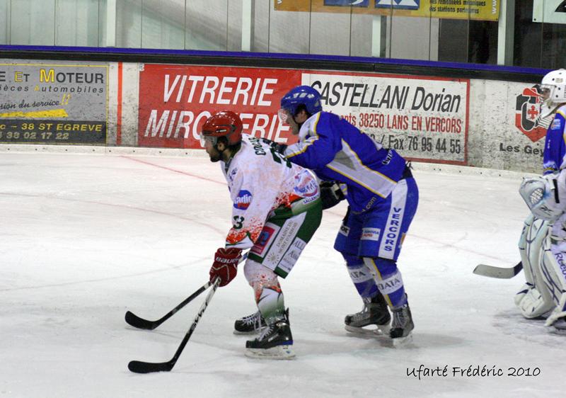Villard-de-Lans 2 - 4 Mont-Blanc
