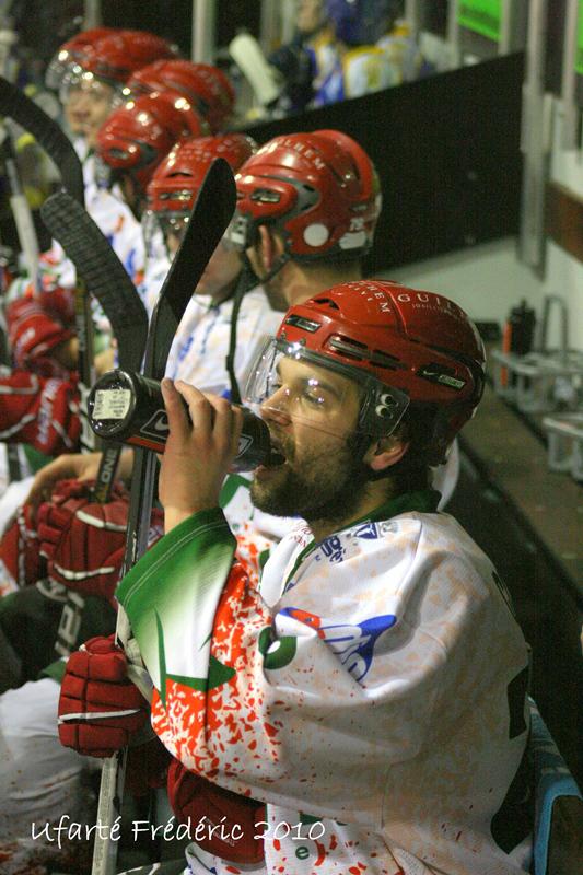 Villard-de-Lans 2 - 4 Mont-Blanc