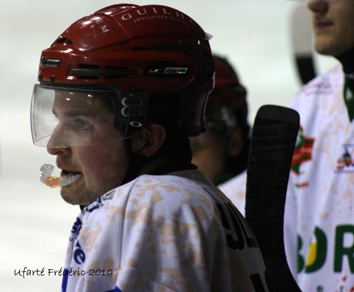 Villard-de-Lans 2 - 4 Mont-Blanc