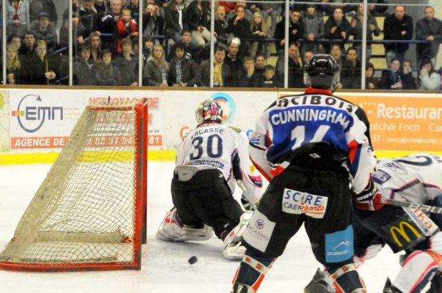 Photo hockey match Caen  - Epinal  le 06/11/2010