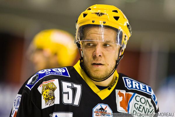 Strasbourg  2 - 3 Mont-Blanc