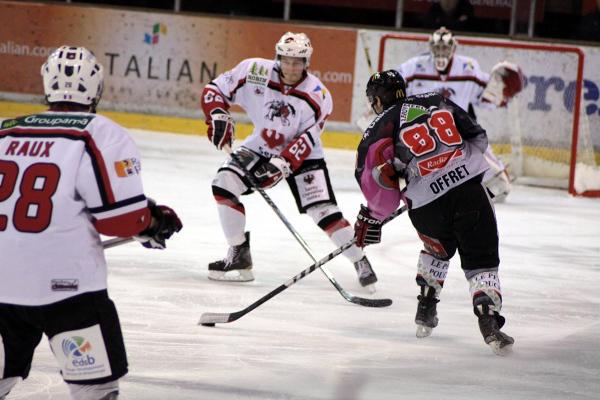 Amiens  3 - 5 Briançon 