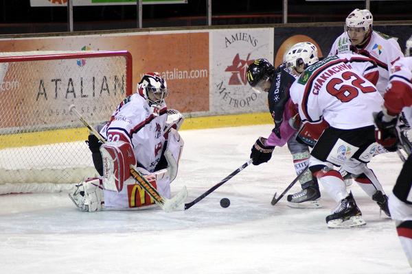 Amiens  3 - 5 Briançon 