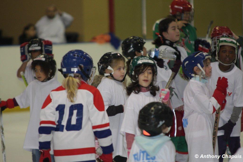 Cergy : Faites du hockey au féminin — Reportage