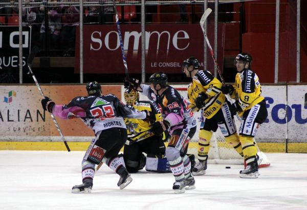 Amiens  4 - 2 Rouen