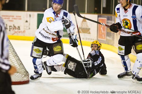 Strasbourg  2 - 3 Mont-Blanc