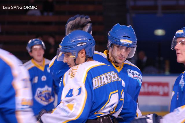 Lyon Hockey Show!!! — Reportage