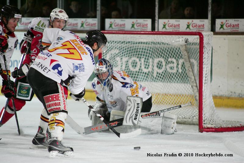 Briançon  6 - 2 Morzine-Avoriaz