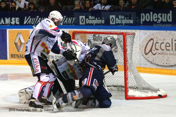 Grenoble  2 - 4 Epinal 