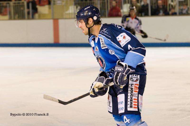 Angers  8 - 3 Caen 