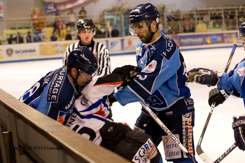Angers  8 - 3 Caen 