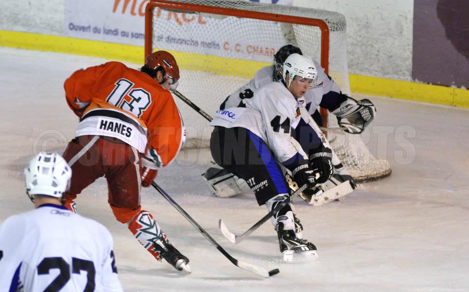 Courbevoie  6 - 3 Garges-lès-Gonesse