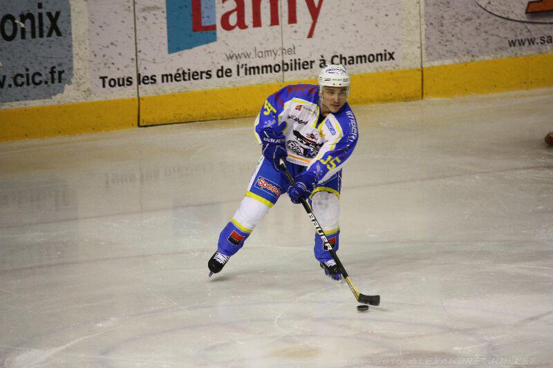 Chamonix  2 - 4 Gap 