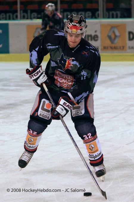 Grenoble  5 - 4 Angers 