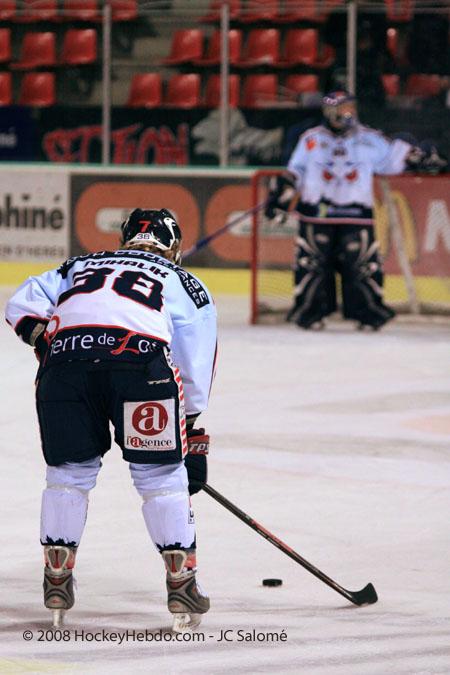 Grenoble  5 - 4 Angers 
