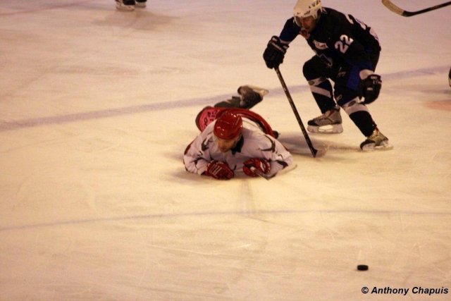 Photo hockey match Garges-lès-Gonesse - Cergy-Pontoise le 27/11/2010