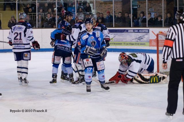 Photo hockey match Angers  - Grenoble  le 30/11/2010