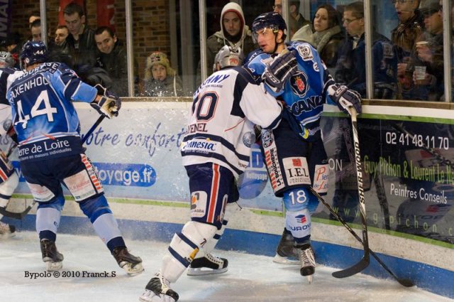 Photo hockey match Angers  - Grenoble  le 30/11/2010