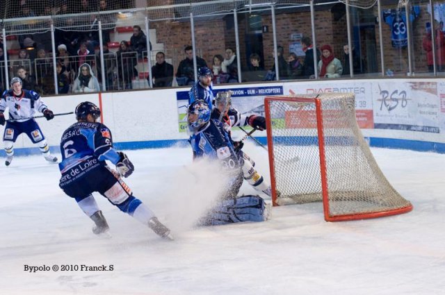 Photo hockey match Angers  - Grenoble  le 30/11/2010