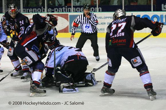 Grenoble  5 - 4 Angers 