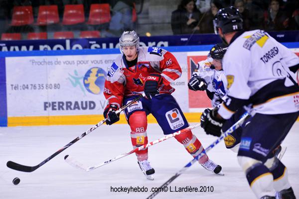 Grenoble  3 - 2 Chamonix 