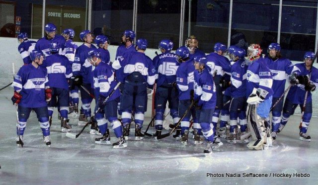 Photo hockey match Paris (FV) - Courchevel-Méribel-Pralognan le 27/11/2010