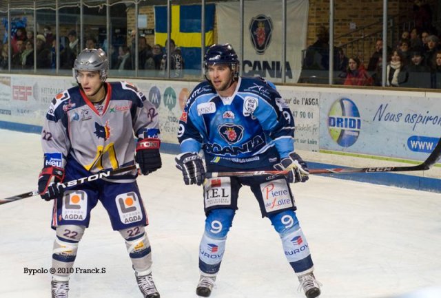 Photo hockey match Angers  - Grenoble  le 03/12/2010