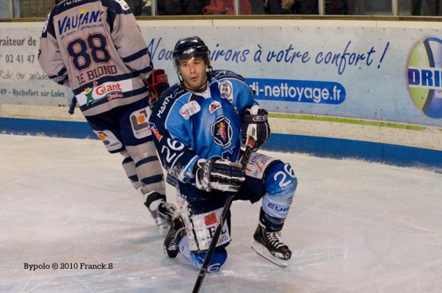 Photo hockey match Angers  - Grenoble  le 03/12/2010