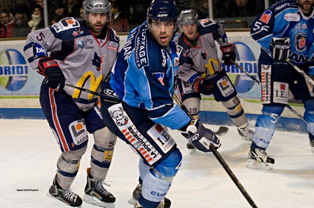 Photo hockey match Angers  - Grenoble  le 03/12/2010