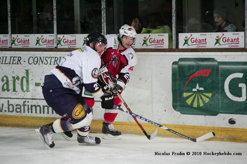 Briançon  3 - 0 Chamonix 