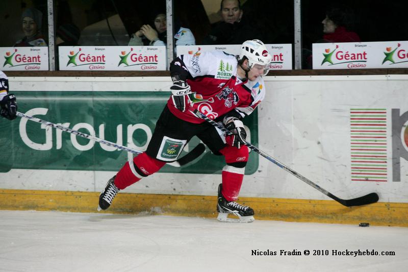 Briançon  3 - 0 Chamonix 