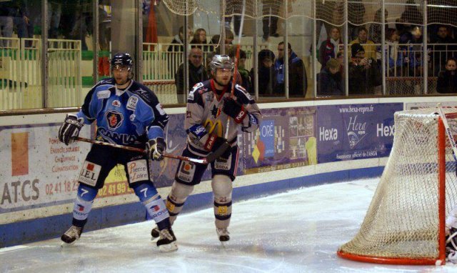 Photo hockey match Angers  - Grenoble  le 30/11/2010
