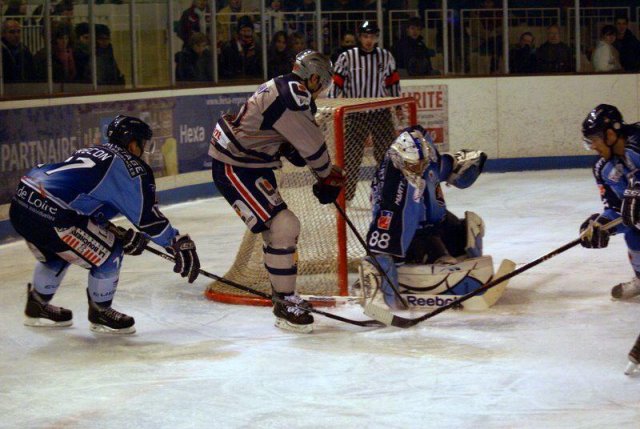 Photo hockey match Angers  - Grenoble  le 30/11/2010