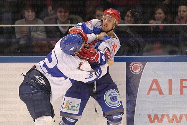 Photo hockey match Lyon - Paris (FV) le 04/12/2010