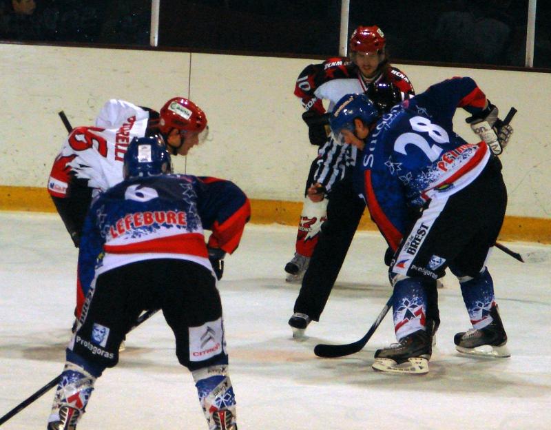 Brest  3 - 2 Neuilly/Marne
