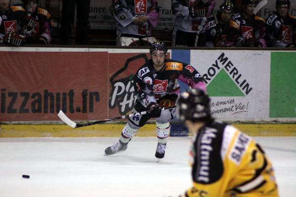 Amiens  4 - 2 Rouen